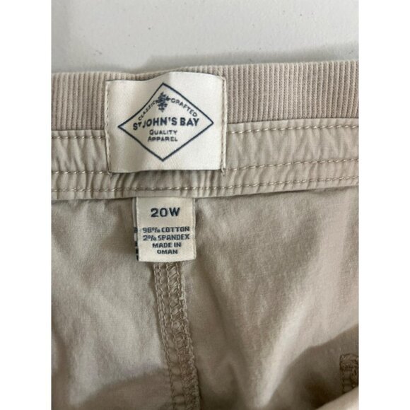 St. John's Bay Sz 20W Tan Cargo Shorts Pockets - Picture 6 of 6